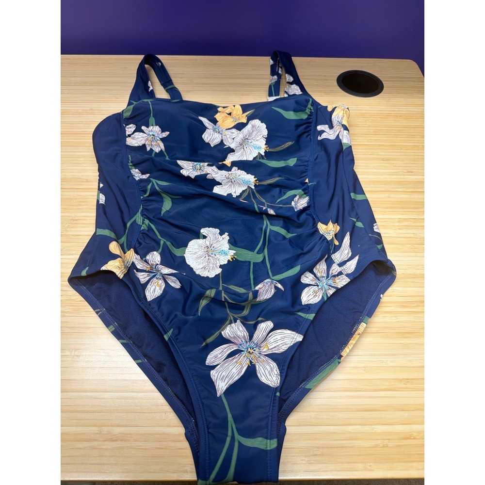 Shade & Shore One Piece Swimsuit Women's Size 17 Floral Tummy Control NWT